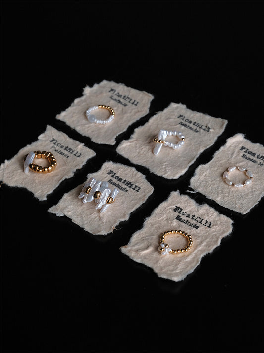 Baroque Gilded Beaded Elastic Ring