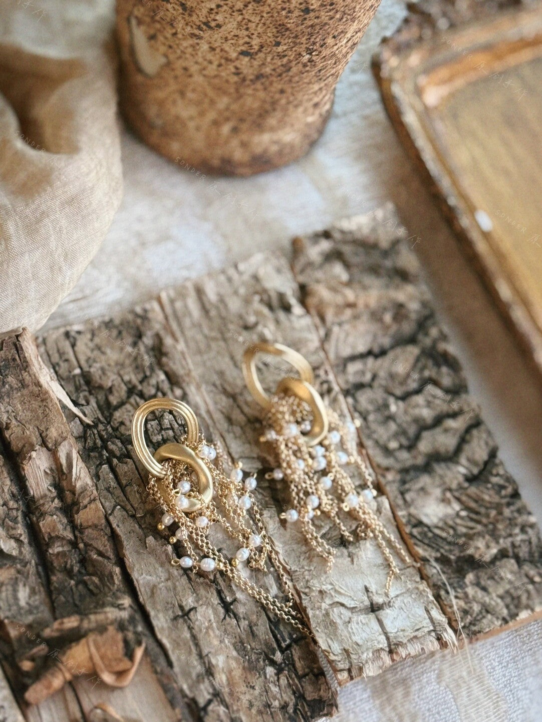 Starry Sky Pearl Earrings,Lumivault.