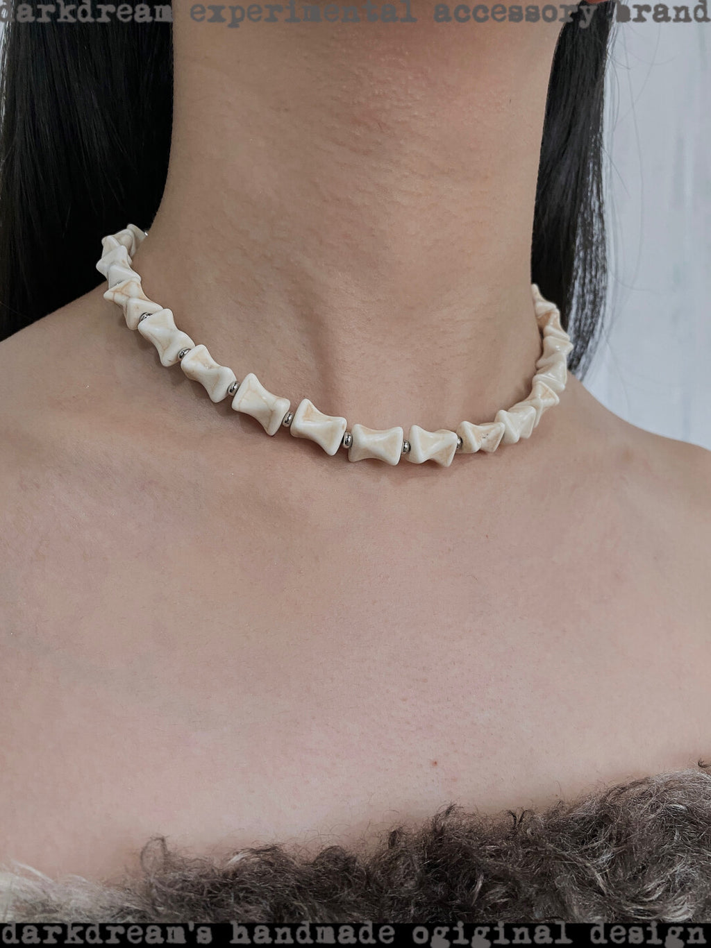 Wasteland Mini Bone Necklace,Lumivault.