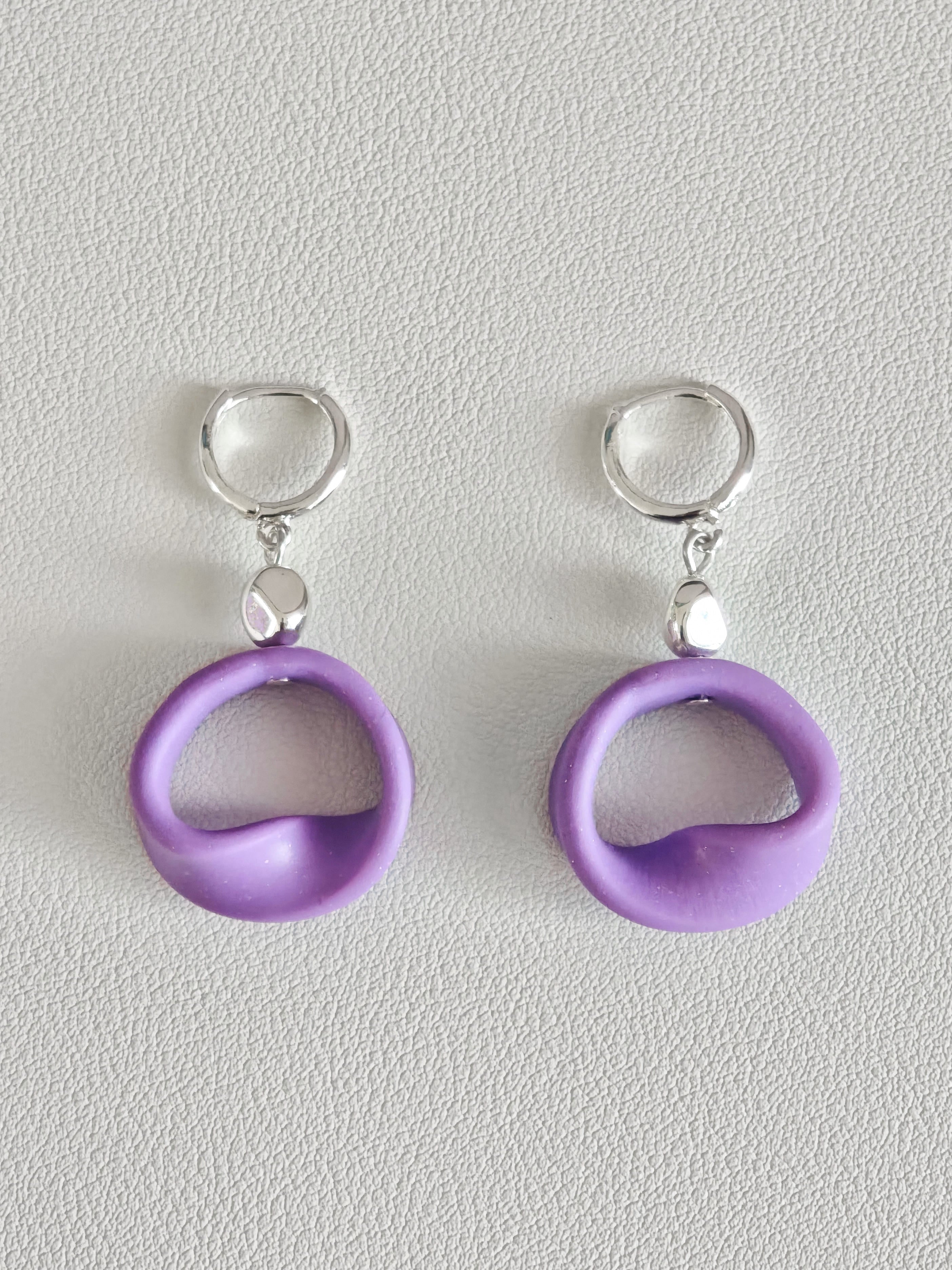 Purple Mobius Strip Earrings,Lumivault.