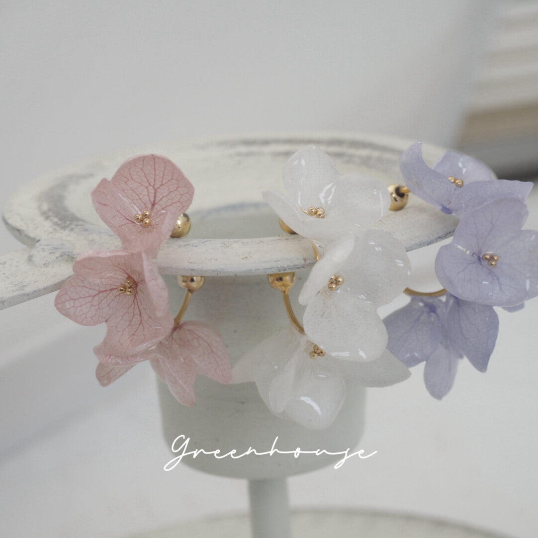 Hydrangea Ear Cuffs,Lumivault.