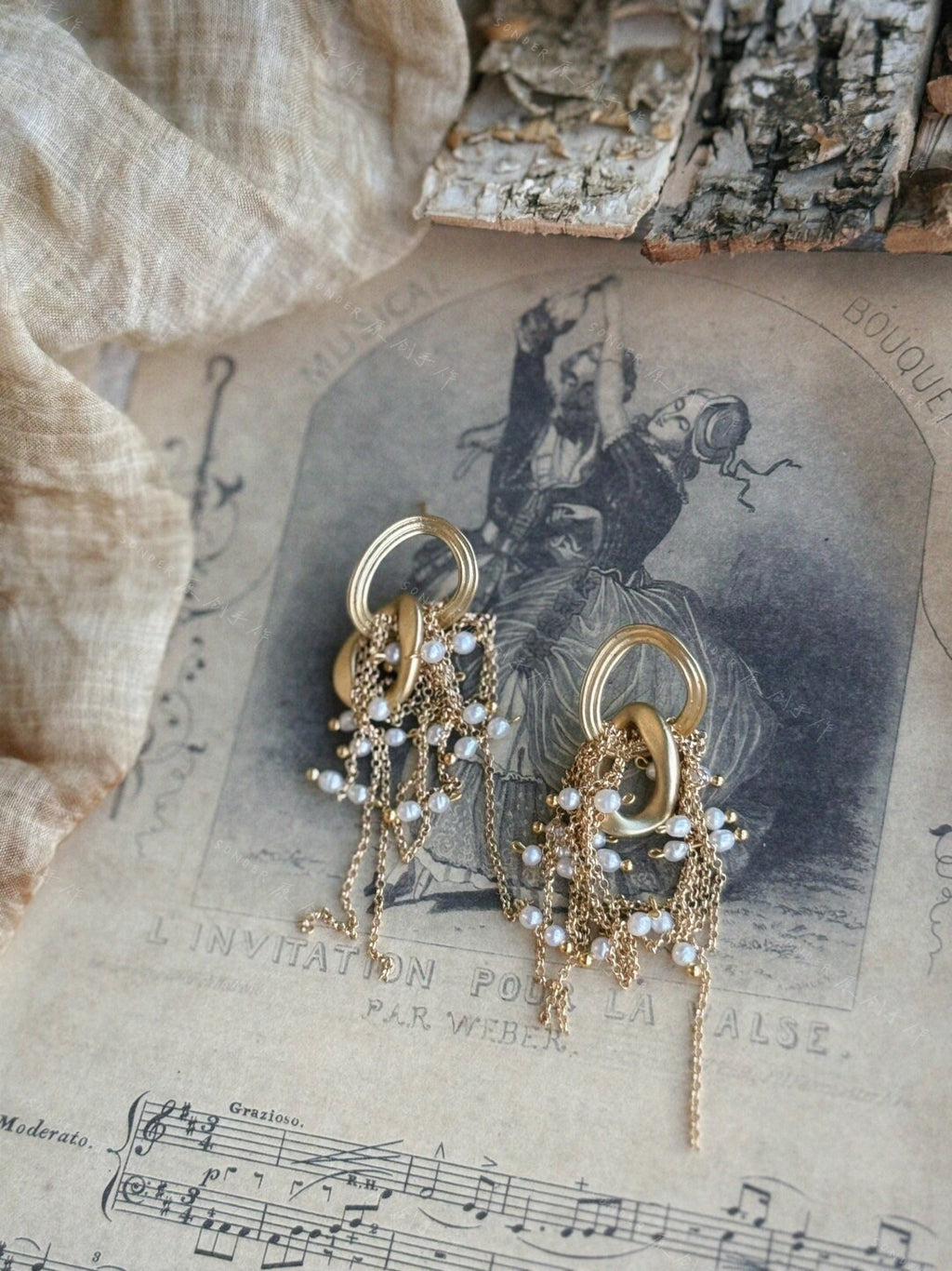Starry Sky Pearl Earrings,Lumivault.