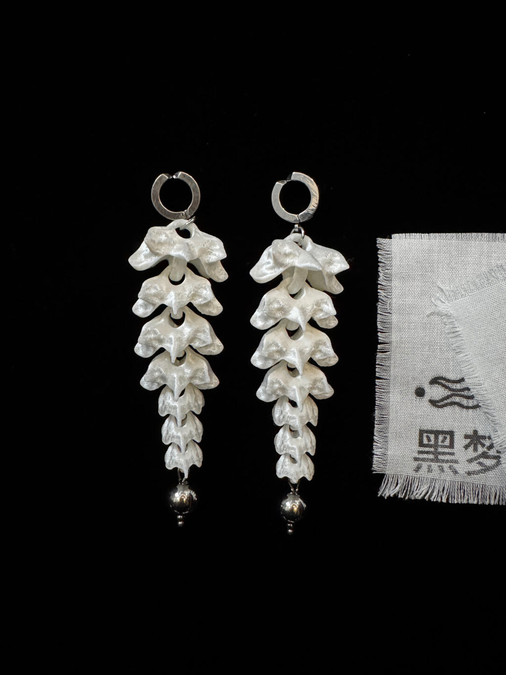 Bone flower Bead Earrings,Lumivault.