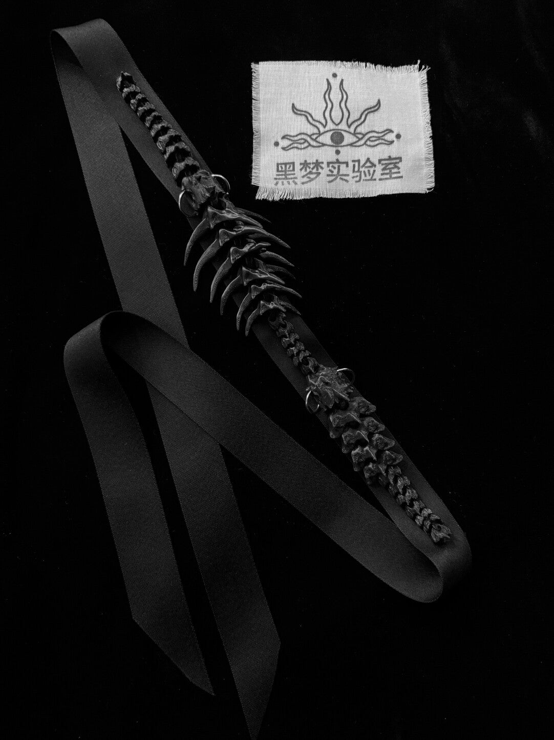 Vertebrae Hand Tie Necklace,Lumivault.
