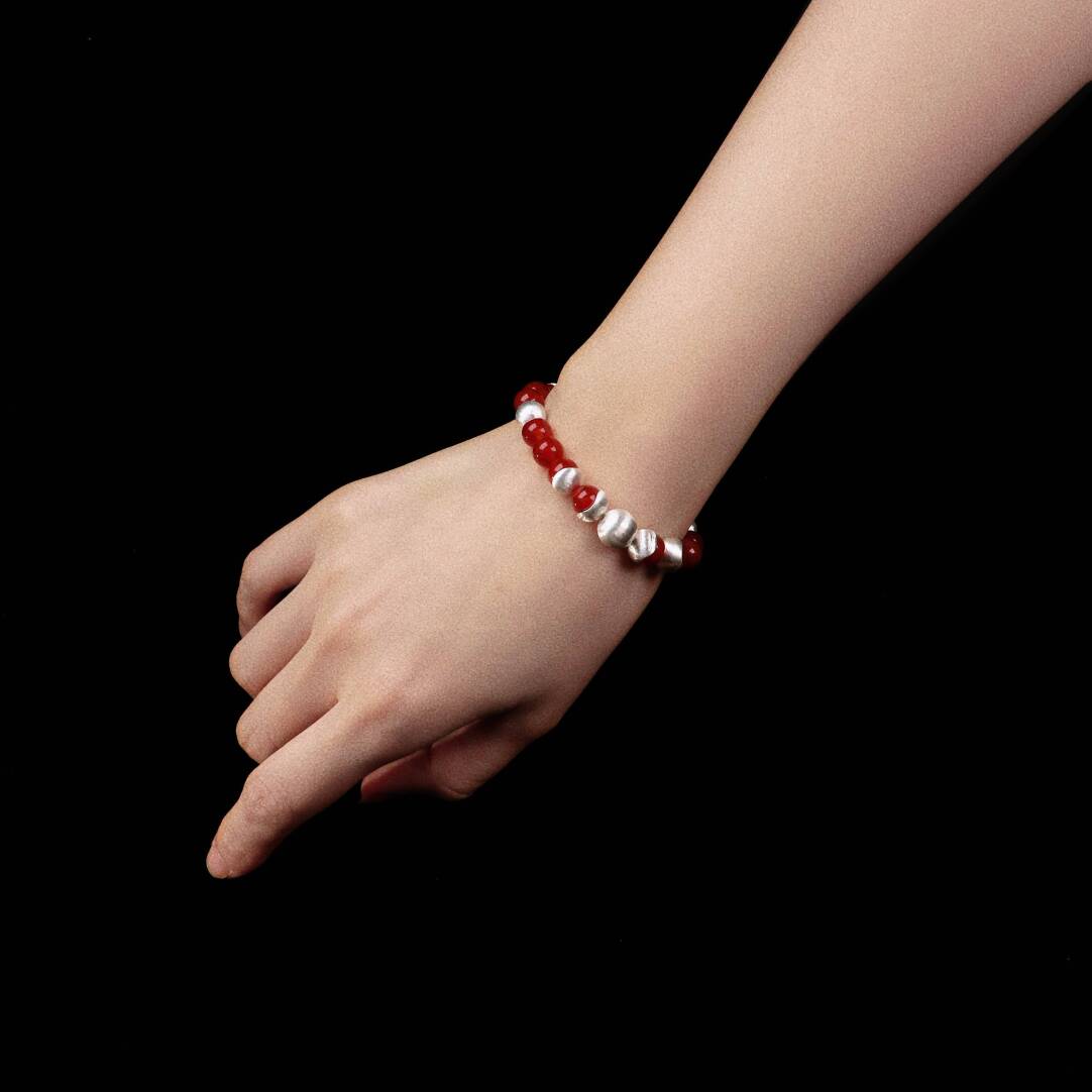 Red Sun White Snow Beaded Bracelet,Lumivault.