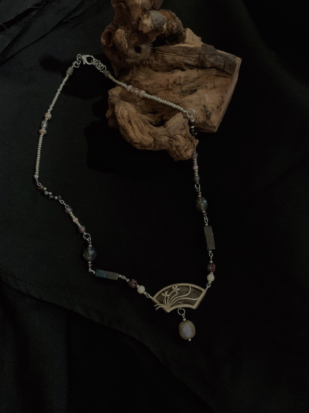 A Window Painting Czech Beaded Necklace,Lumivault.