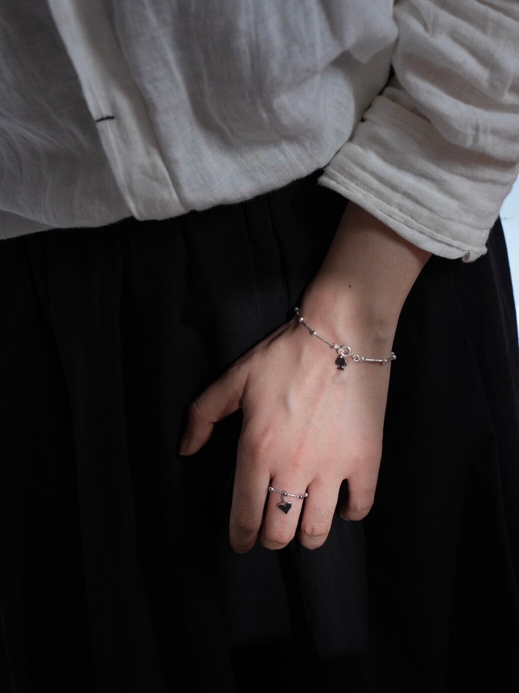 A Winning Hand Bracelet - Lumivault