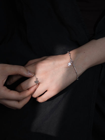 A Winning Hand Bracelet - Lumivault