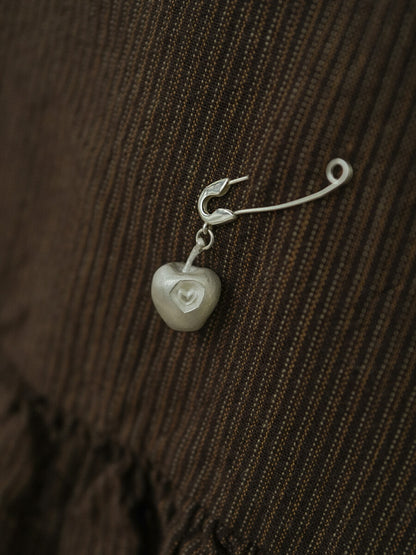 Apple Heart Silver Brooch - Lumivault
