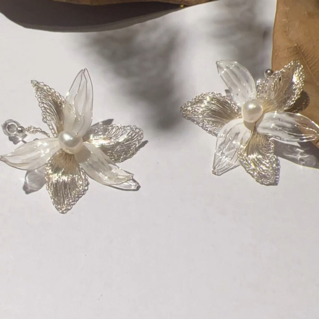 Artistic Metal Woven Flower Earrings,Lumivault.