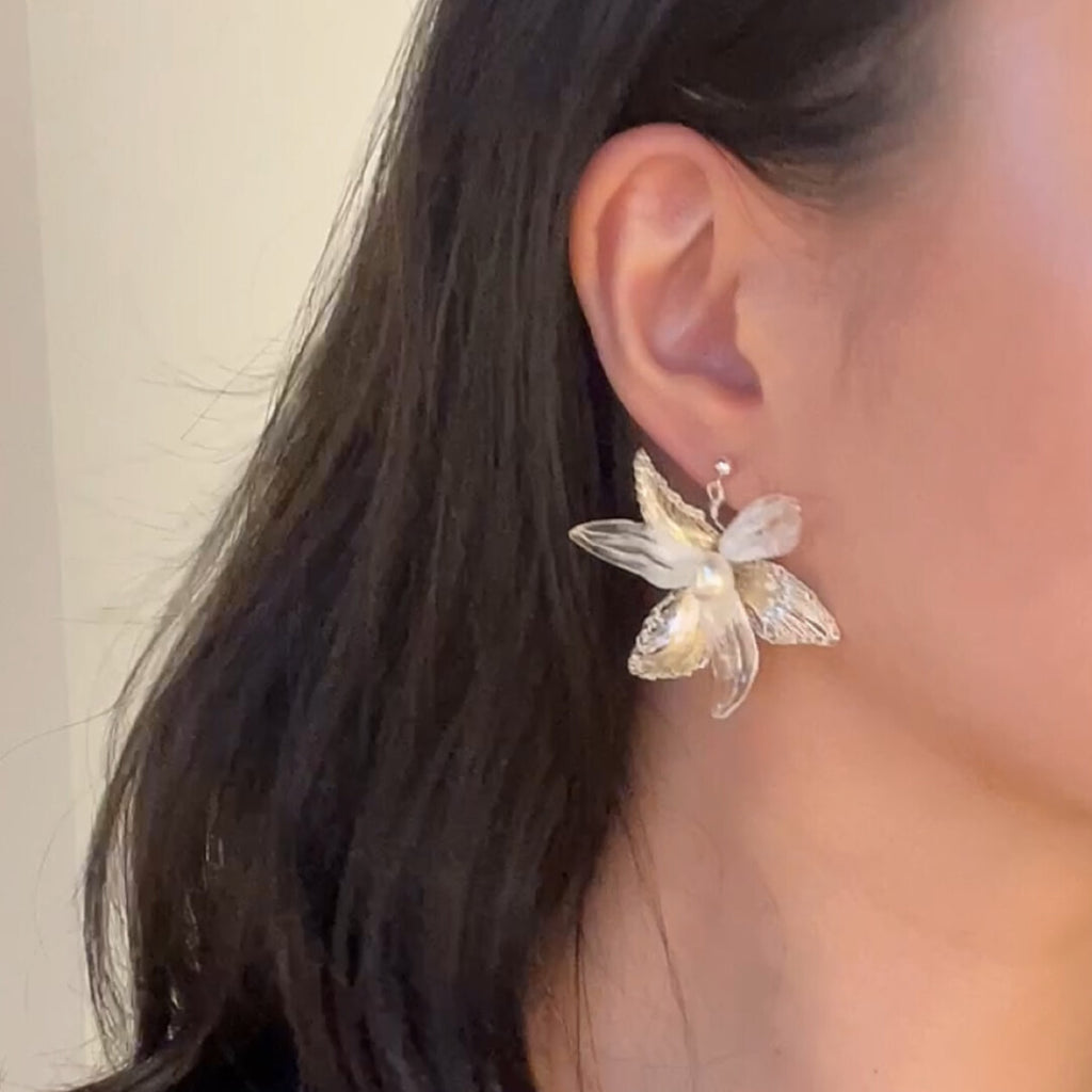 Artistic Metal Woven Flower Earrings,Lumivault.