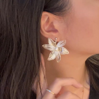 Artistic Metal Woven Flower Earrings