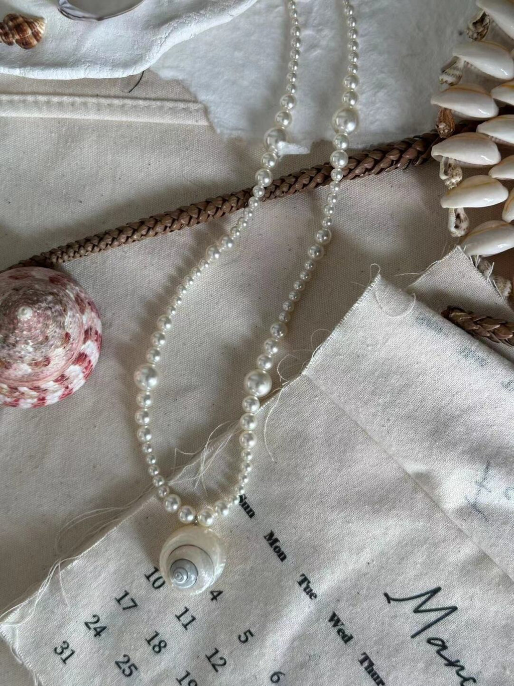 Aurora Conch Pearl Necklace,Lumivault.