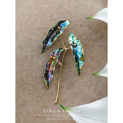 Begonia Ceramic Brooch