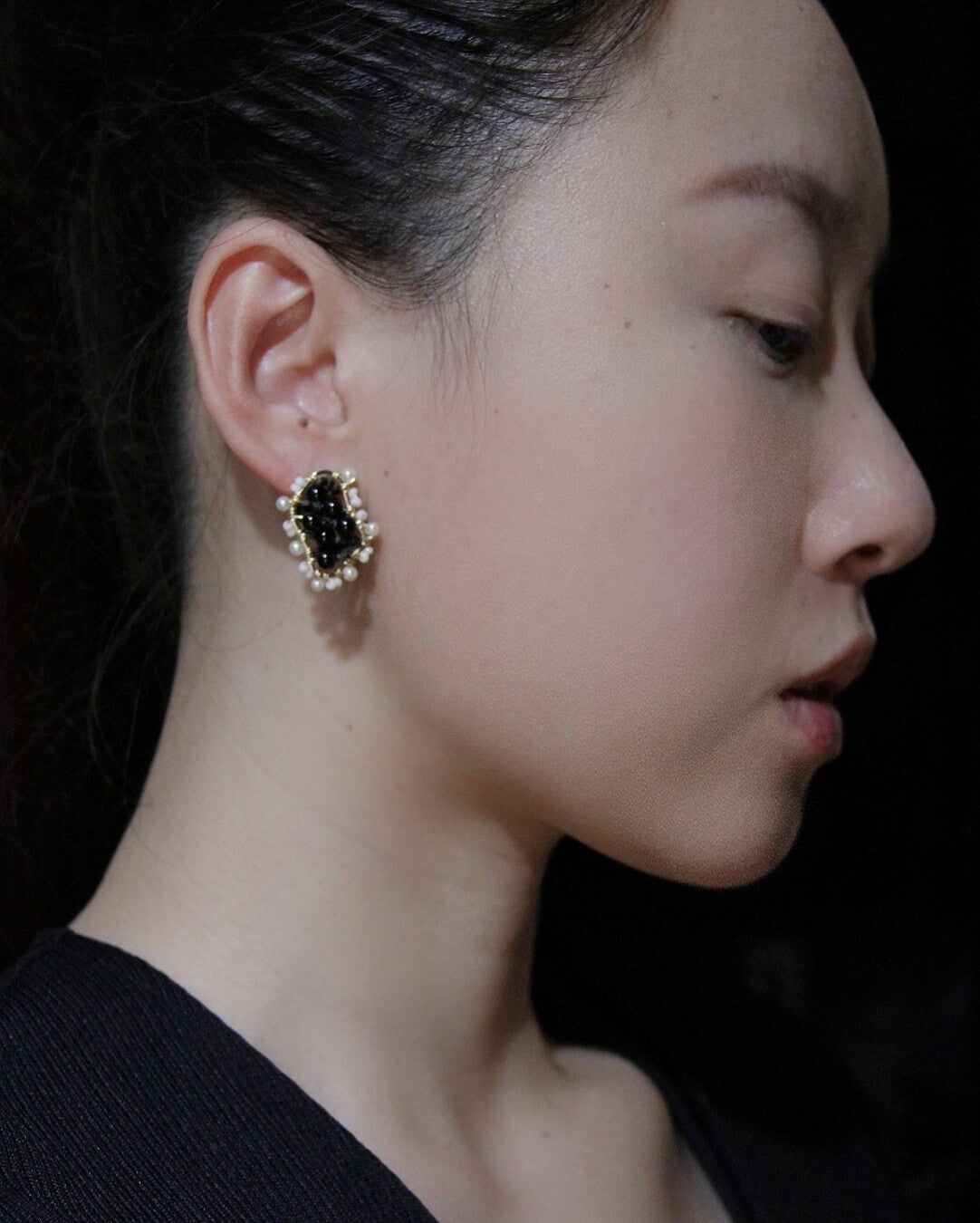 Black White Irregular Beaded Earrings,Lumivault.