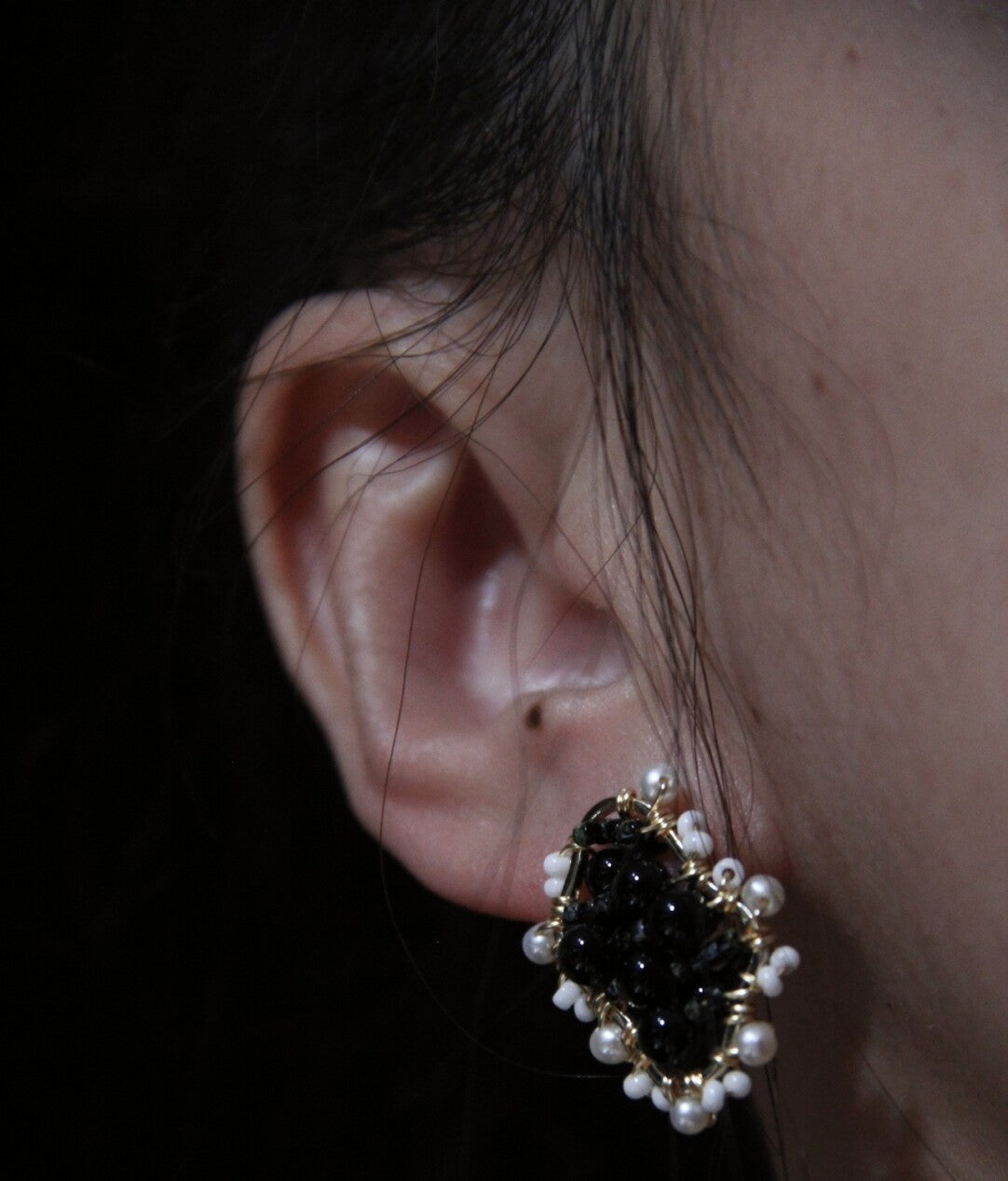 Black White Irregular Beaded Earrings,Lumivault.