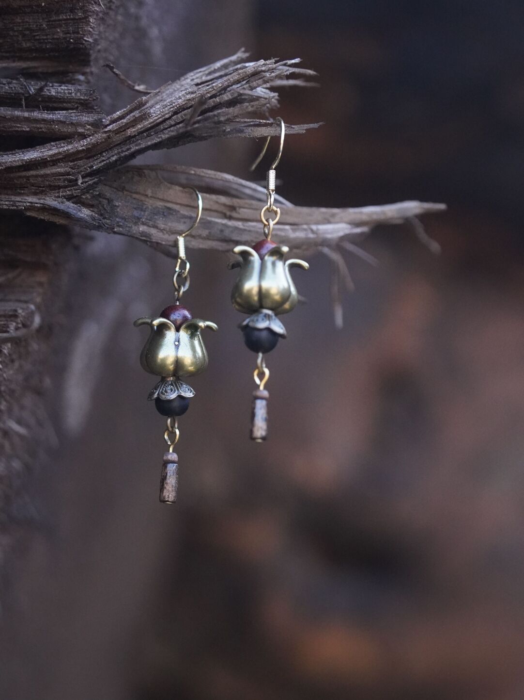 Blue and White Letter Antique Bronze Wooden Earrings,Lumivault.