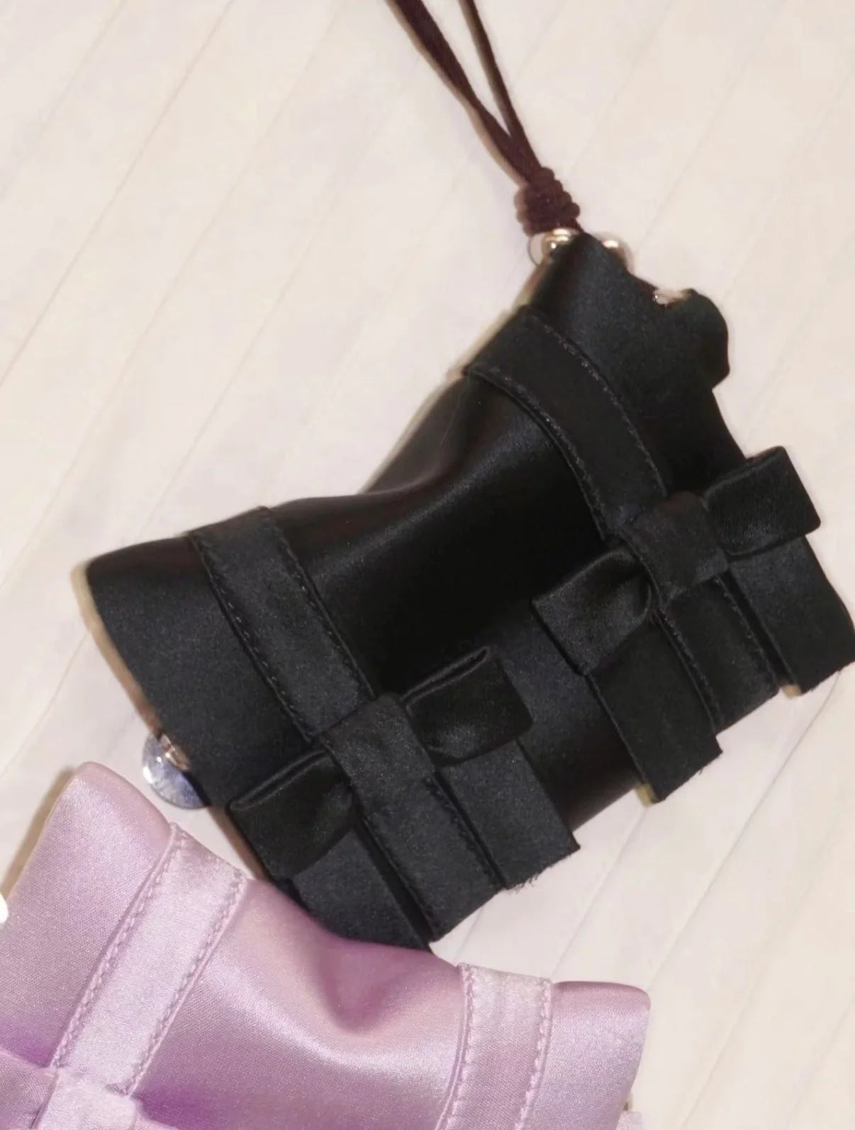 Bow Lanyard Mini Card Holder,Black,Lumivault.