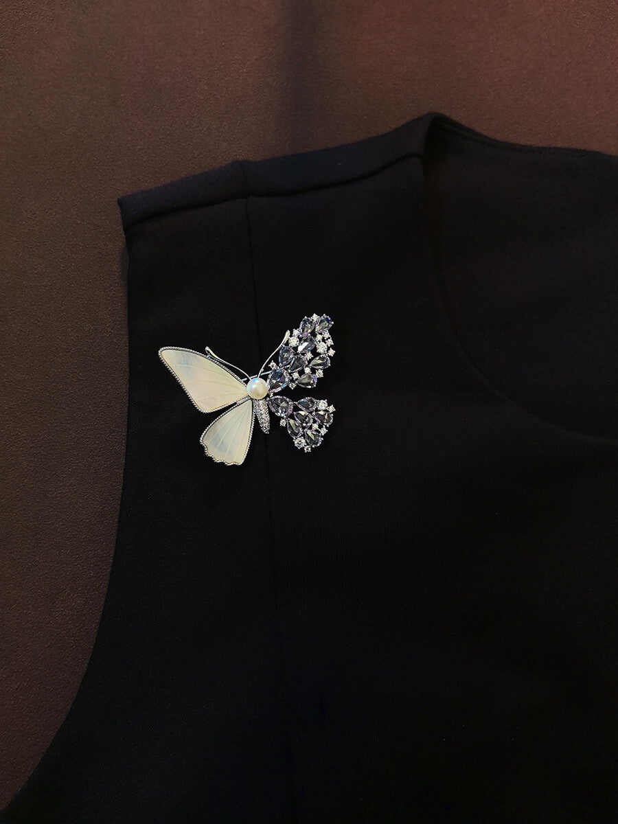 Butterfly Pearl Brooch,Lumivault.
