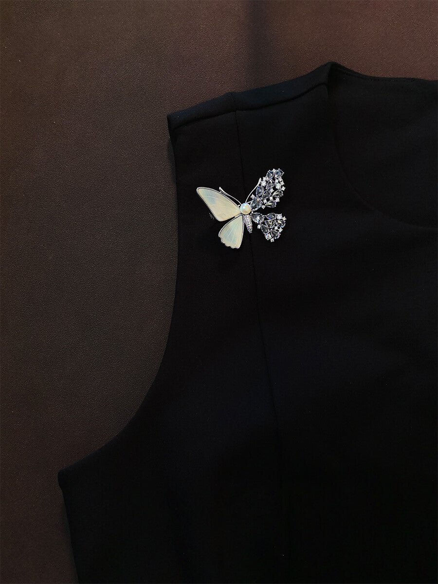 Butterfly Pearl Brooch,Lumivault.