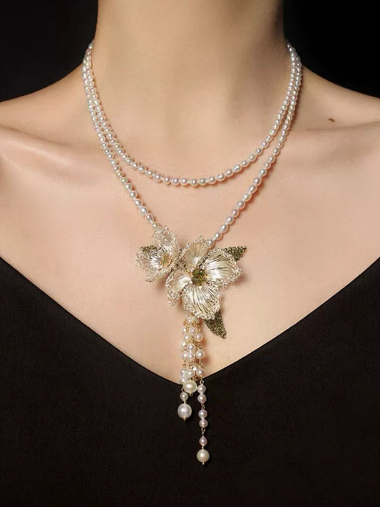 Camellia Tassel Luxury Necklace - Lumivault
