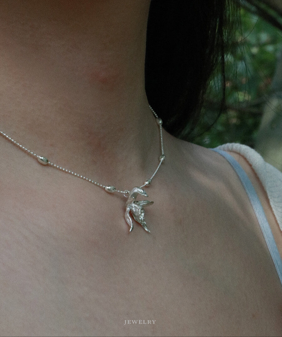 Chinoiserie Coelogyne Cristata Silver Necklace,Lumivault.
