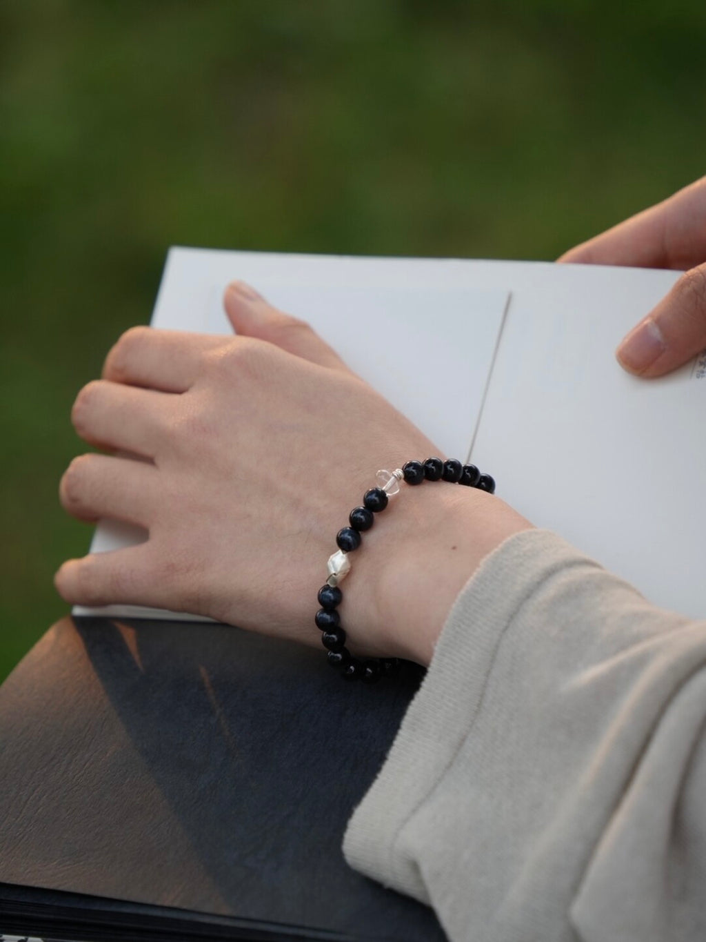 Chinoiserie Deep Sea Aurora Beaded Bracelet,Lumivault.
