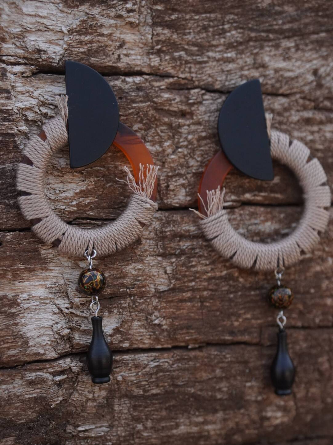 Chinoiserie Lacquer Bailey's Vase Earrings,Lumivault.