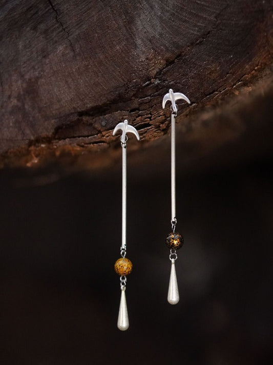 Chinoiserie Swallow Lacquer Bead Long Earrings - Lumivault