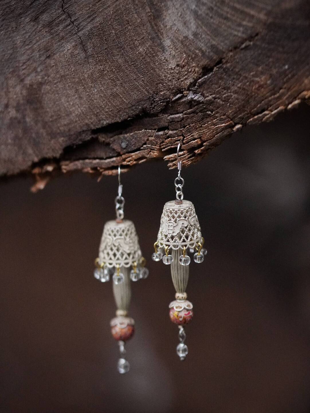 Chinoiserie Lampshade Lacquer Earrings - Lumivault