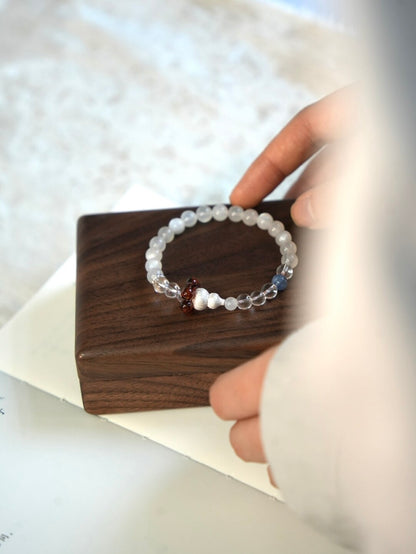 Chinoiserie Moonlight Beaded Bracelet - Lumivault