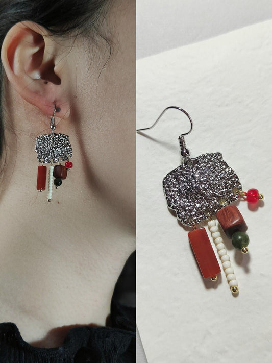 Chinoiserie Red & Green Festive Tassel Earrings - Lumivault