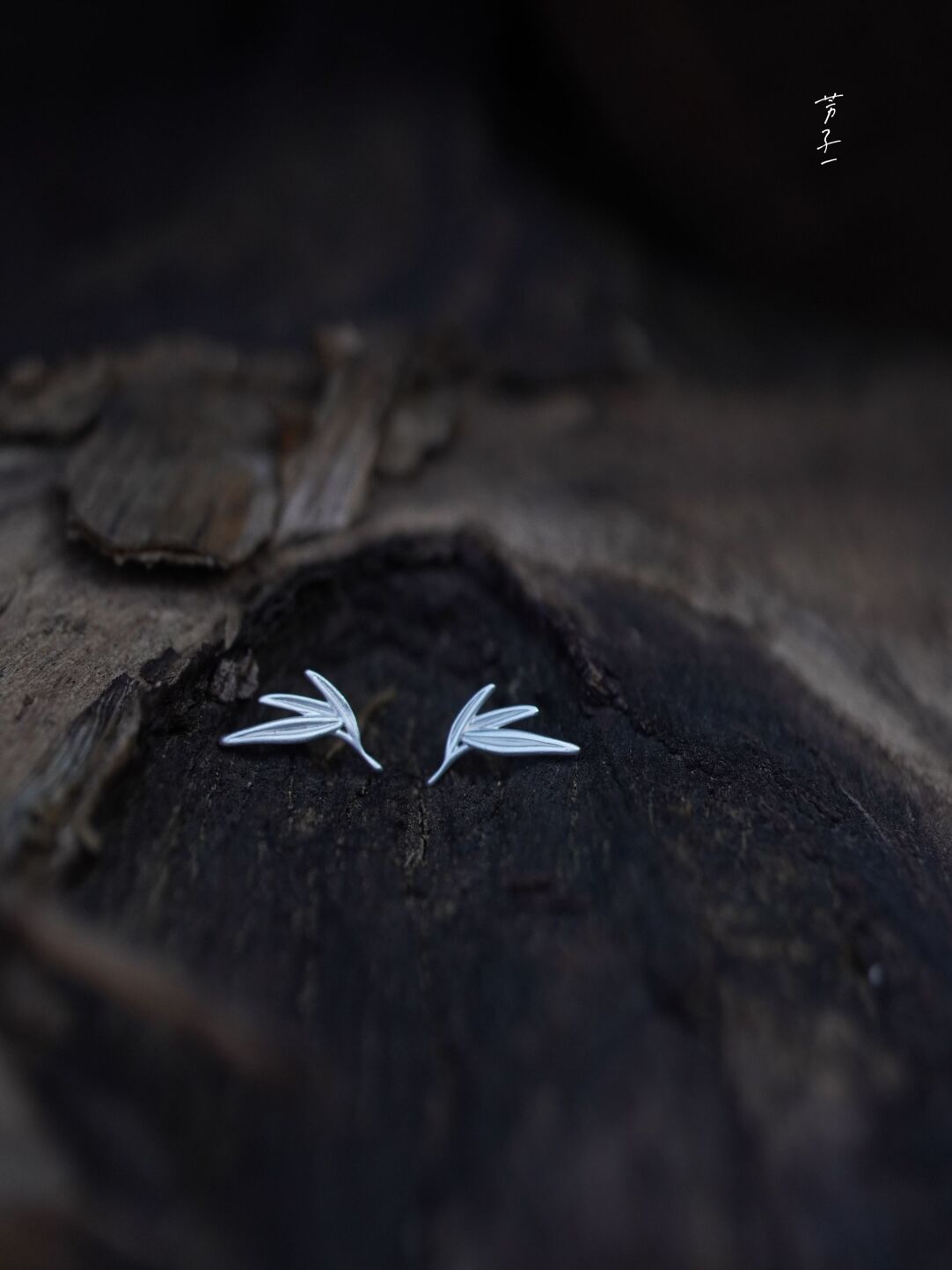 Chinoiserie Silver Bamboo Leaf Earrings,Lumivault.
