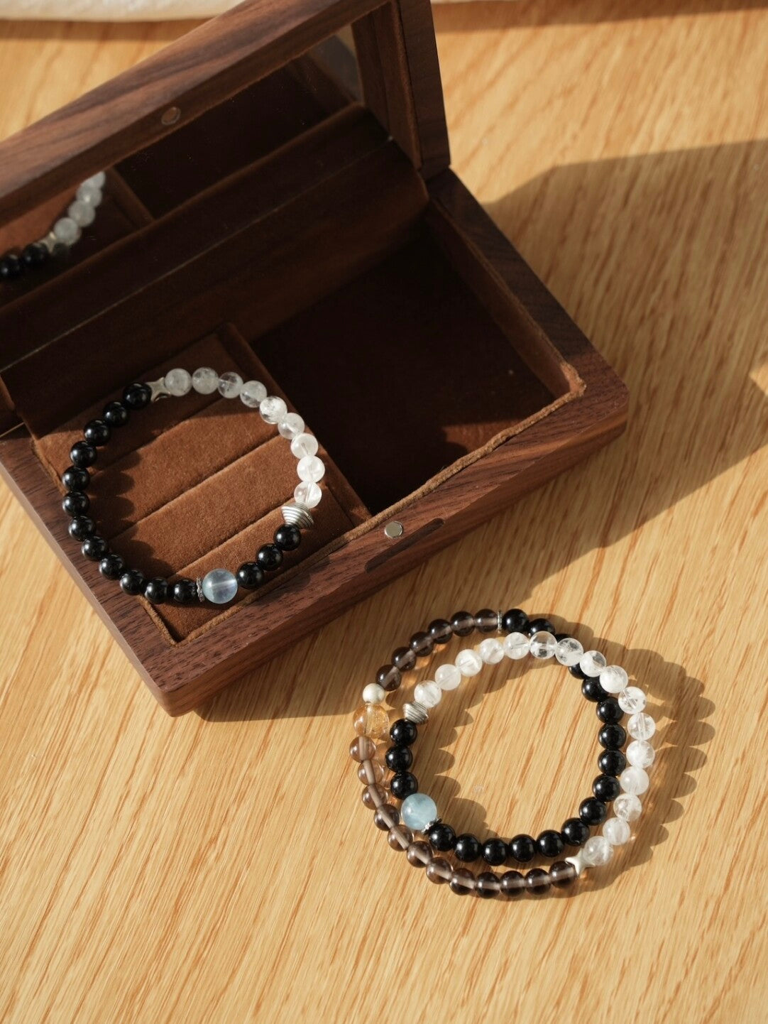 Chinoiserie Tidal Beaded Bracelet - Lumivault