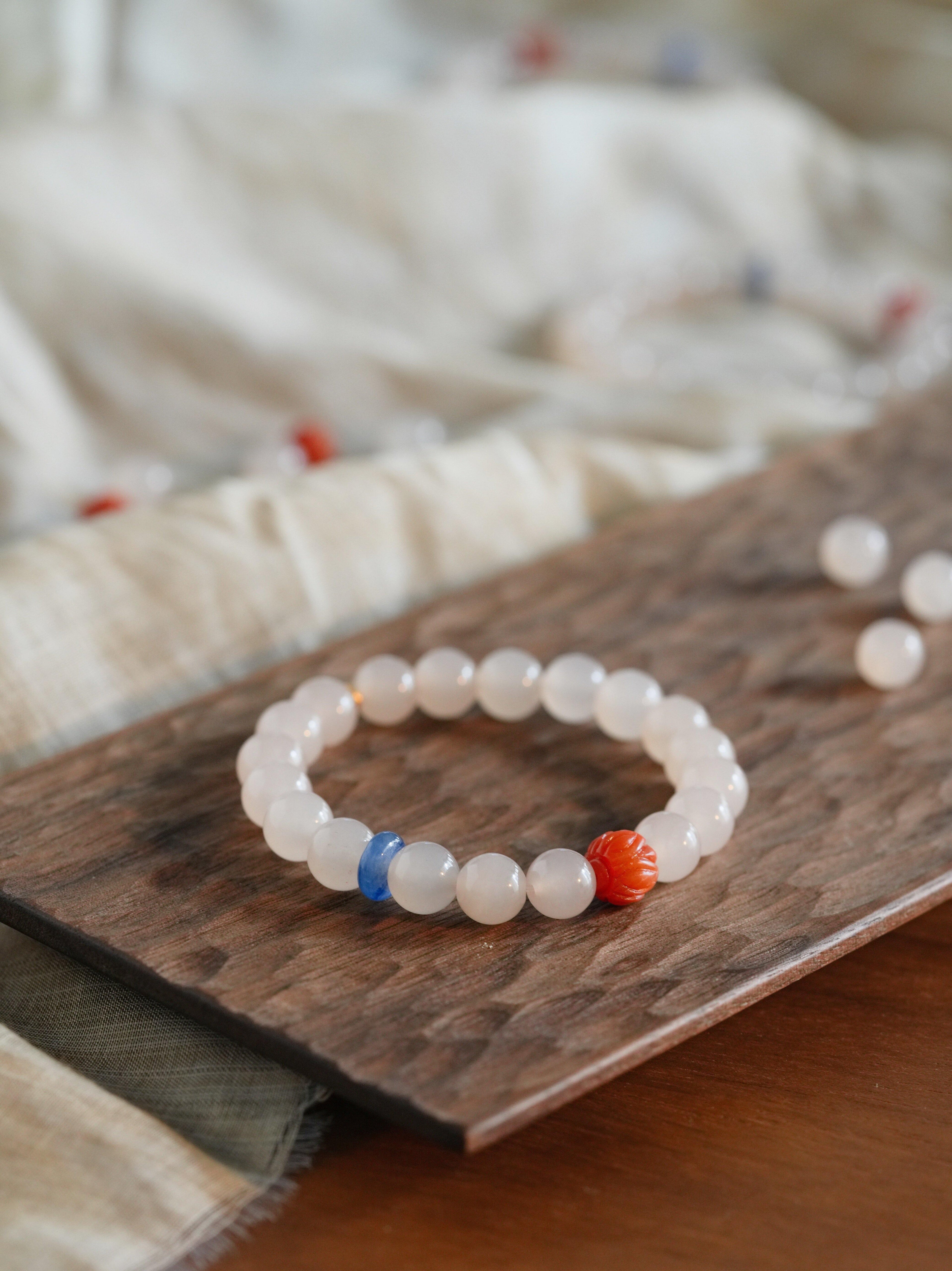 Chinoiserie  Vanilla South Red Agate Bracelet,Lumivault.