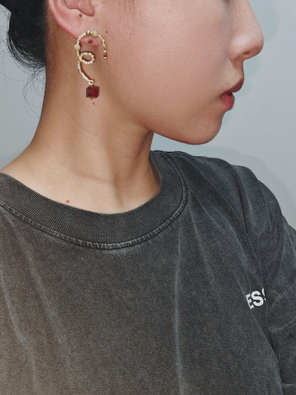 Chinoiserie Vine Natural Stone Earrings - Lumivault