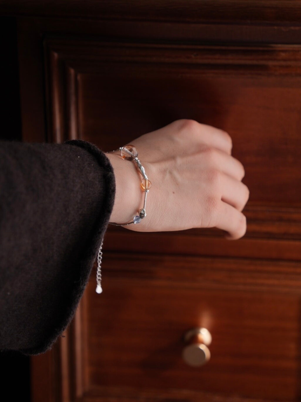 Chinoiserie Wishing Fountain Beaded Bracelet,Lumivault.