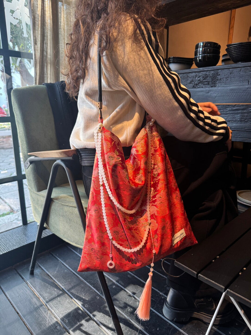 Chinoiserie Auspicious Peony Qilin Pattern Beaded Tassel Silk Bag - Lumivault