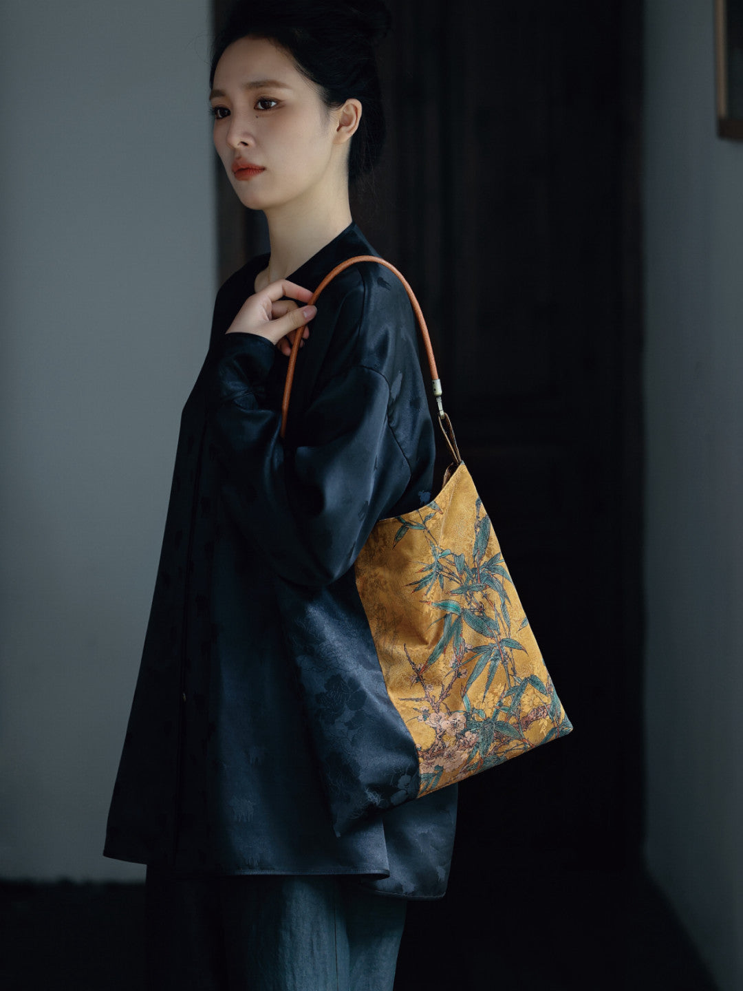 Chinoiserie Bamboo Blossom Silk Tote Bag - Lumivault