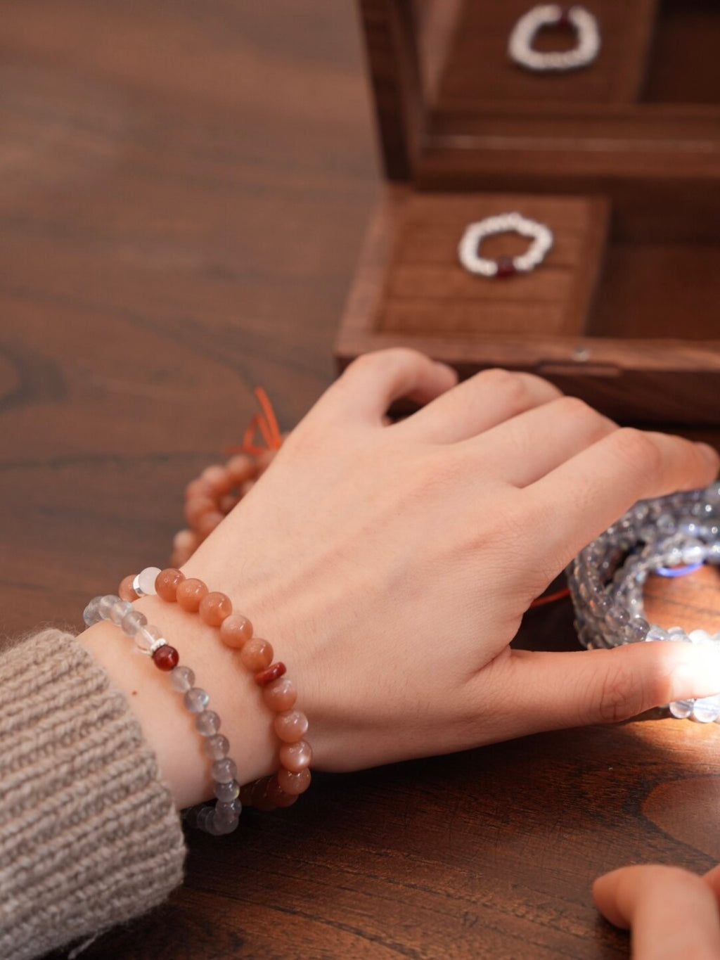 「Chinoiserie」Bright Spring  Sunstone Labradorite Bracelet,Lumivault.