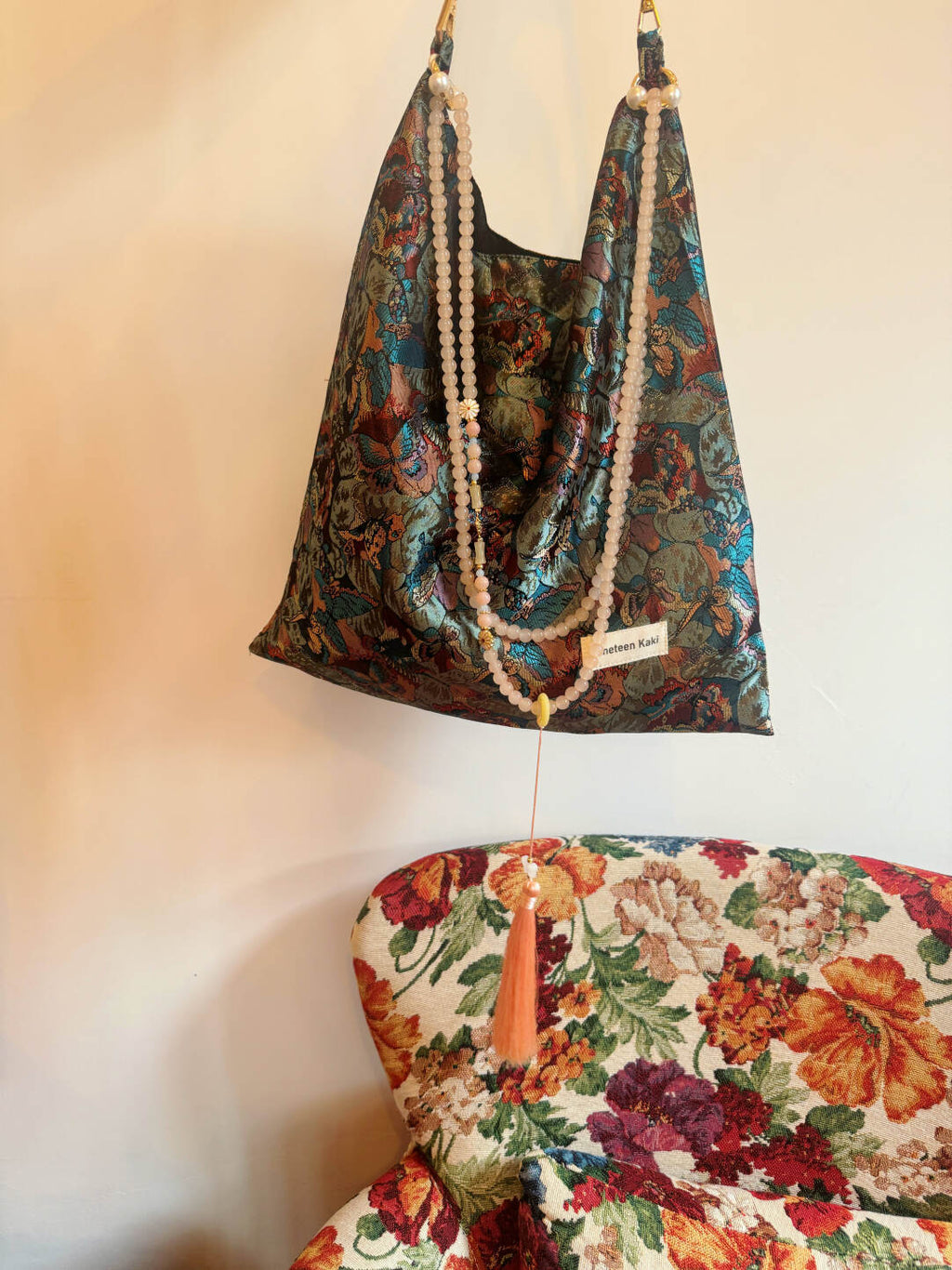 Chinoiserie Dunhuang Butterfly Bloom Beaded Tassel Silk Bag - Lumivault