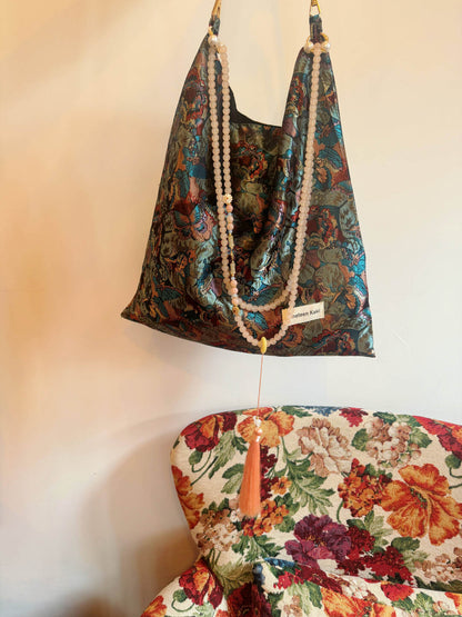 Chinoiserie Dunhuang Butterfly Bloom Beaded Tassel Silk Bag - Lumivault