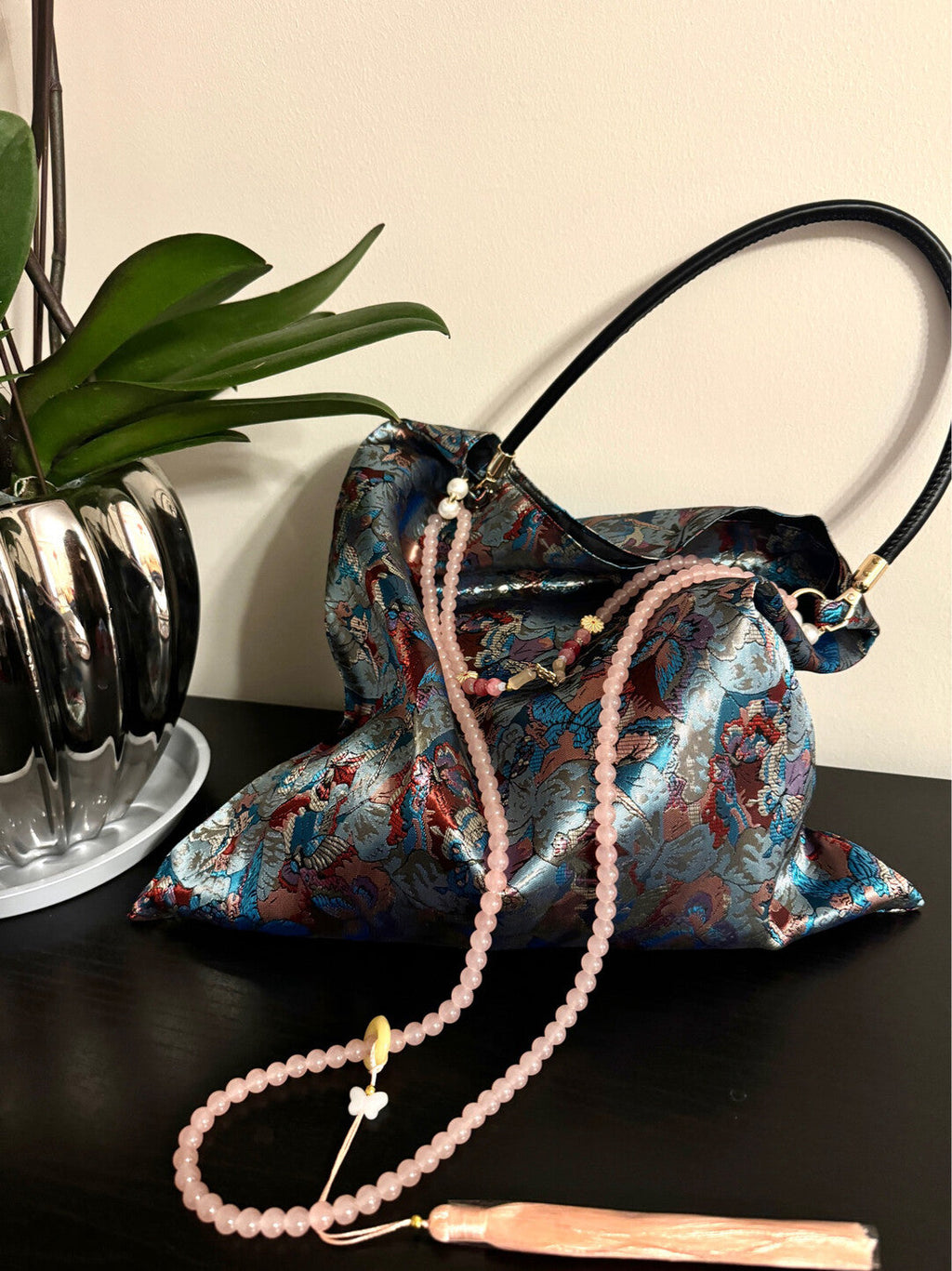 Chinoiserie Dunhuang Butterfly Bloom Beaded Tassel Silk Bag - Lumivault