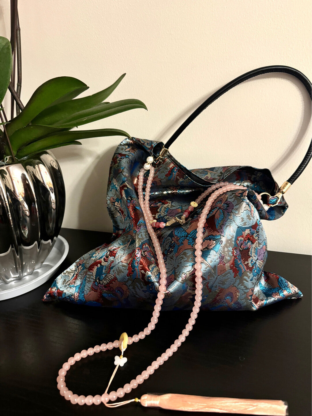 Chinoiserie Dunhuang Butterfly Bloom Beaded Tassel Silk Bag - Lumivault
