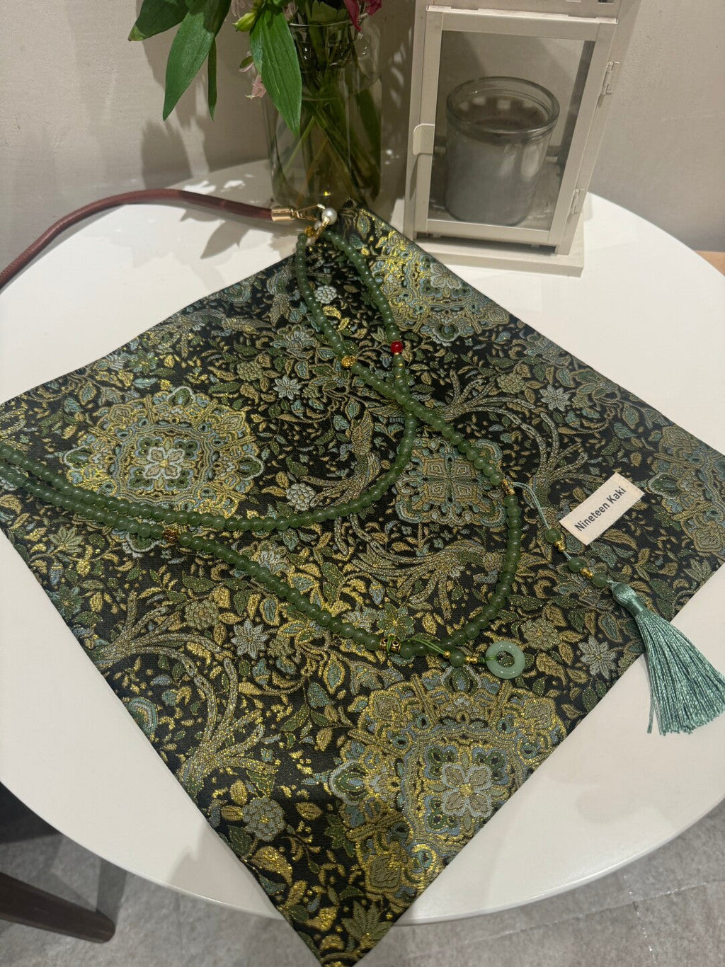 Chinoiserie Golden Green Beaded Tassel Silk Bag - Lumivault