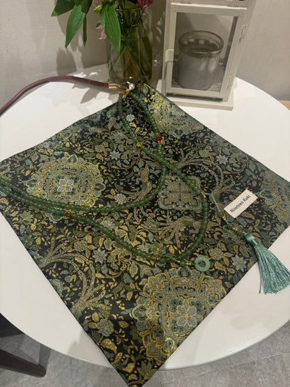 Chinoiserie Golden Green Beaded Tassel Silk Bag - Lumivault