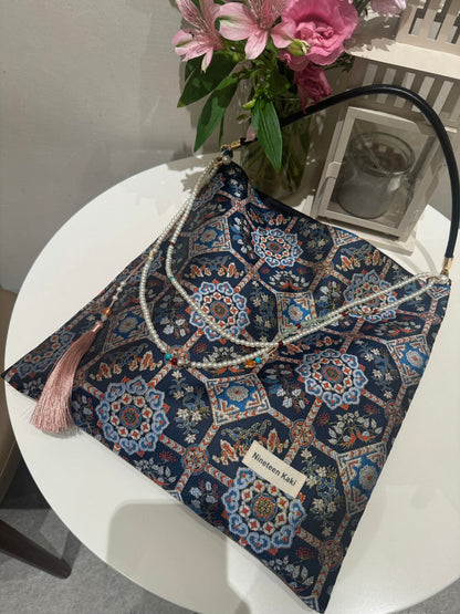 Chinoiserie Immortal Herb Pattern Beaded Tassel Silk Bag - Lumivault