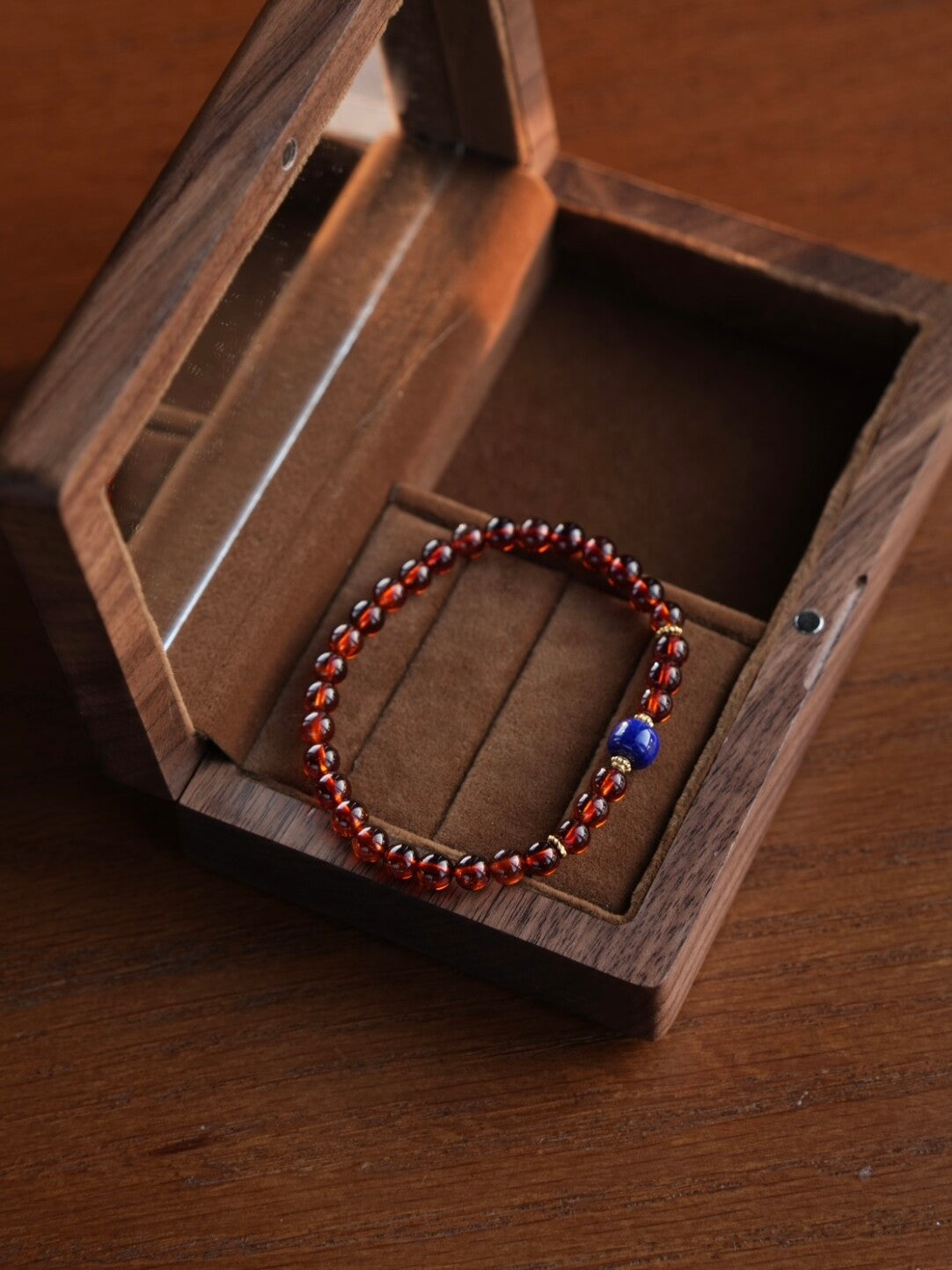 「Chinoiserie」Lapis Lazuli Garnet Beaded Bracelet,Lumivault.