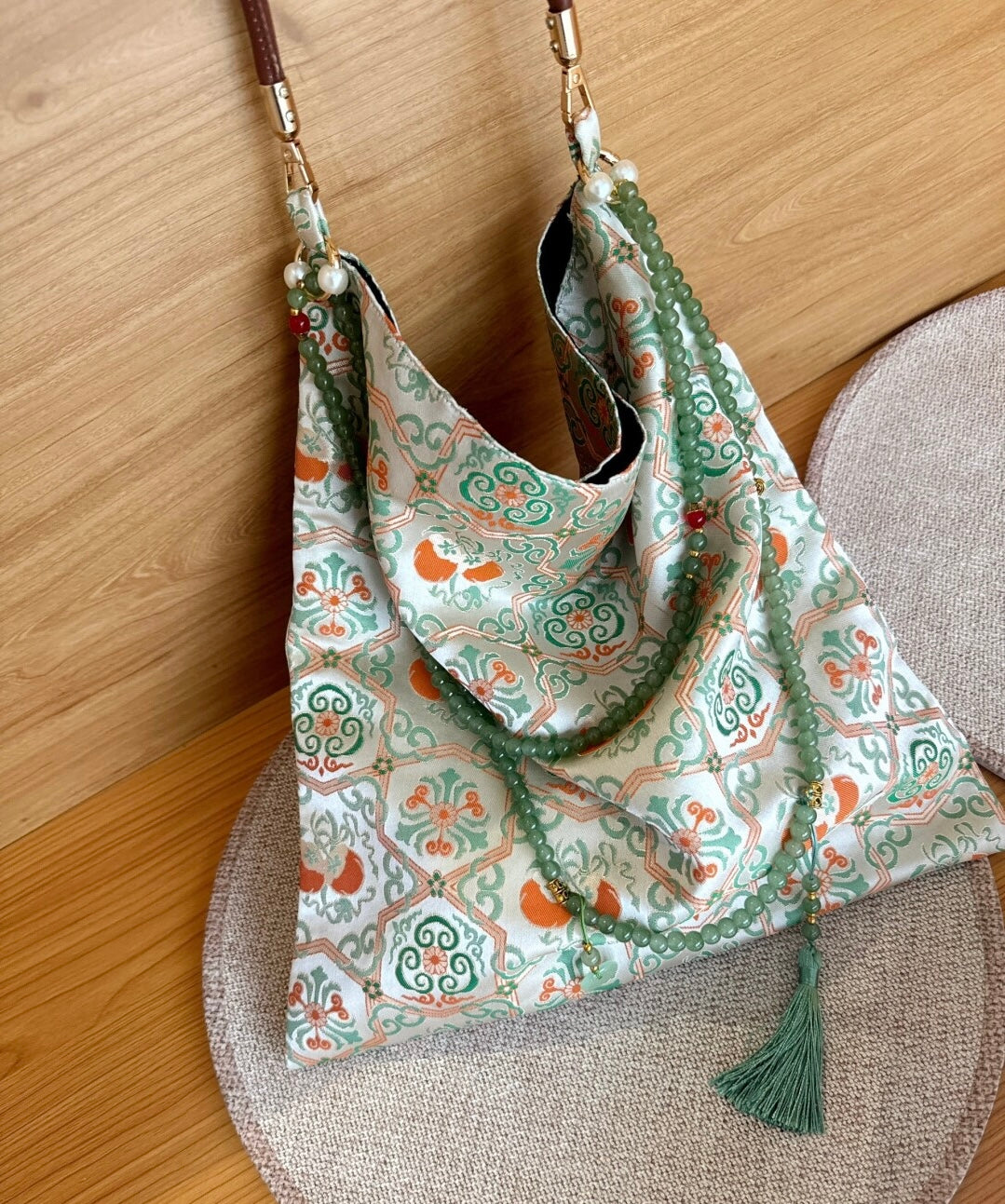 Chinoiserie Luxury Persimmon Jade Beaded Tassel Silk Bag - Lumivault