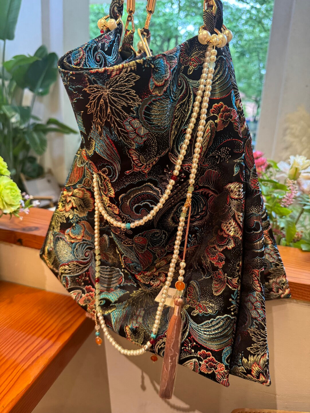 Chinoiserie Luxury Phoenix Tail Pearl Beaded Tassel Silk Bag - Lumivault